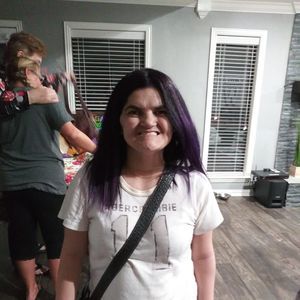 Meet your Posher, Veronica